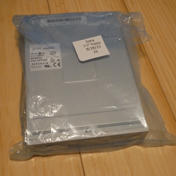 NOS Sony MPF920 Internal Desktop 3.5 inch Floppy Disk Drive 1.44MB - Tested16